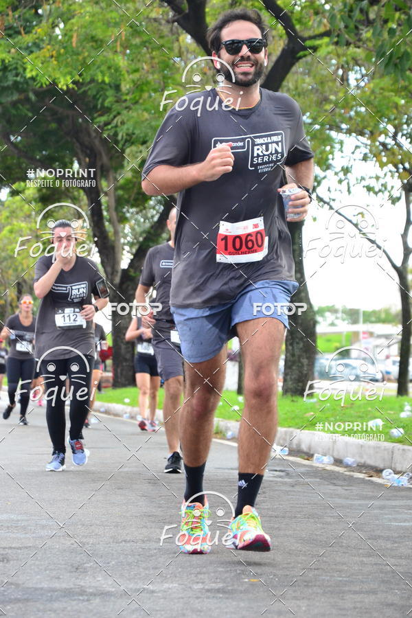 Buy your photos of the eventSantander Track&Field  Run Series - Shopping Vitria on Fotop