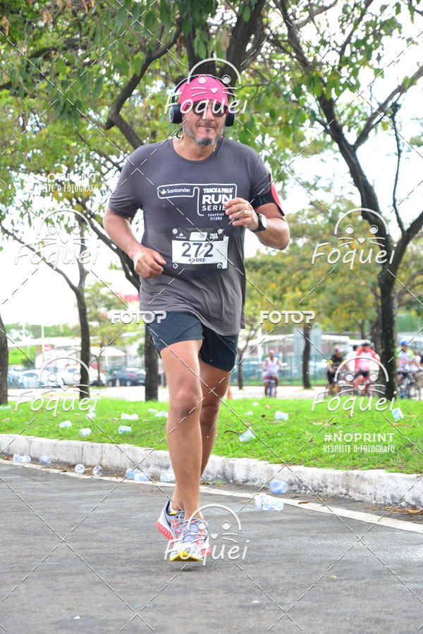 Buy your photos of the eventSantander Track&Field  Run Series - Shopping Vitria on Fotop