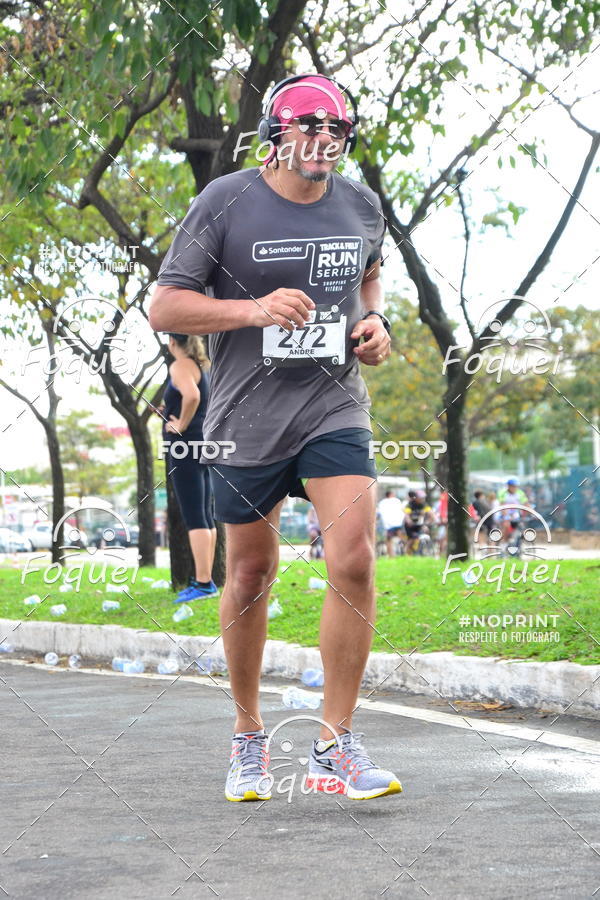 Buy your photos of the eventSantander Track&Field  Run Series - Shopping Vitria on Fotop