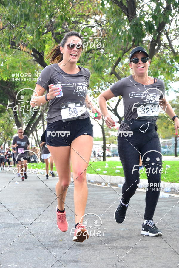 Buy your photos of the eventSantander Track&Field  Run Series - Shopping Vitria on Fotop
