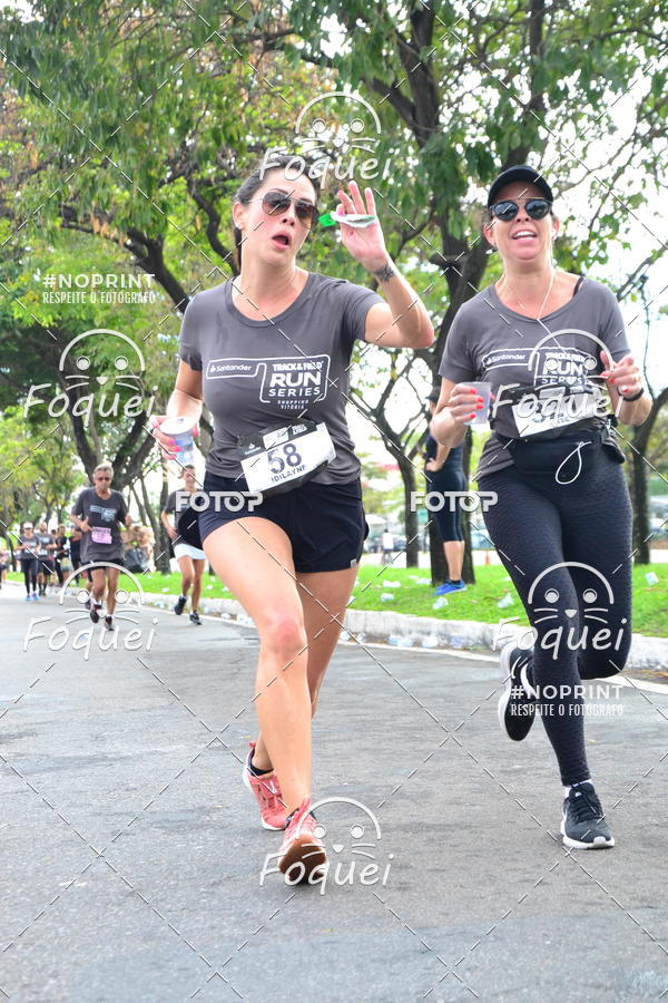 Buy your photos of the eventSantander Track&Field  Run Series - Shopping Vitria on Fotop