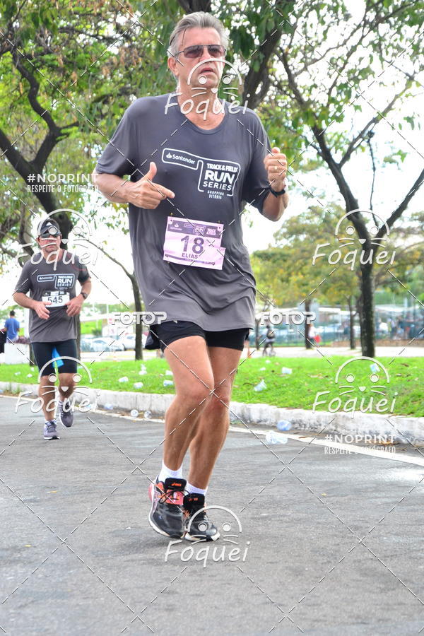 Buy your photos of the eventSantander Track&Field  Run Series - Shopping Vitria on Fotop