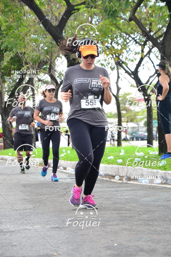 Buy your photos of the eventSantander Track&Field  Run Series - Shopping Vitria on Fotop