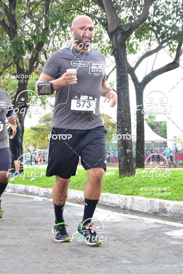 Buy your photos of the eventSantander Track&Field  Run Series - Shopping Vitria on Fotop