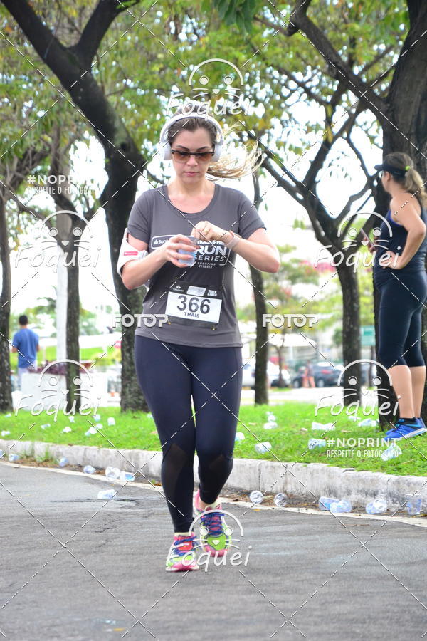 Buy your photos of the eventSantander Track&Field  Run Series - Shopping Vitria on Fotop