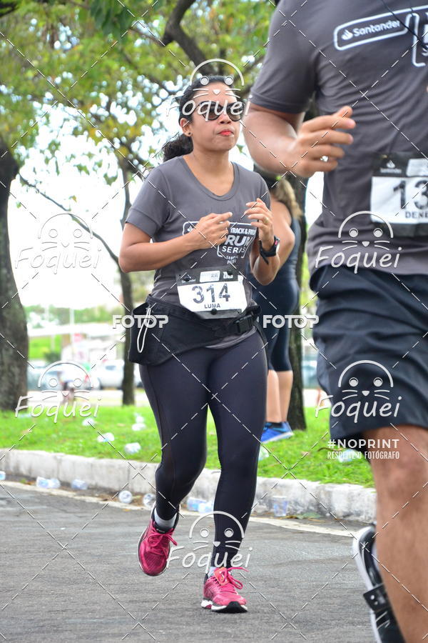 Buy your photos of the eventSantander Track&Field  Run Series - Shopping Vitria on Fotop