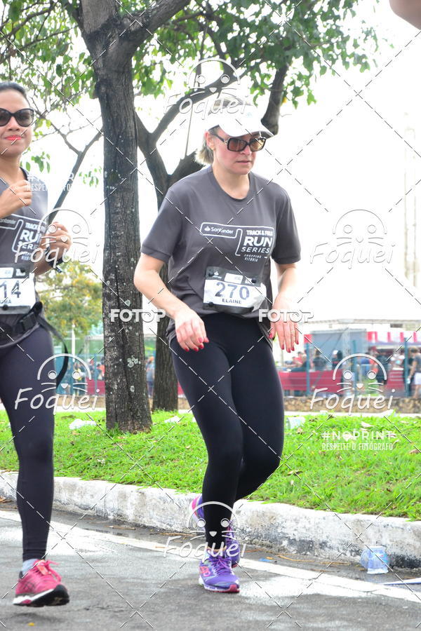 Buy your photos of the eventSantander Track&Field  Run Series - Shopping Vitria on Fotop
