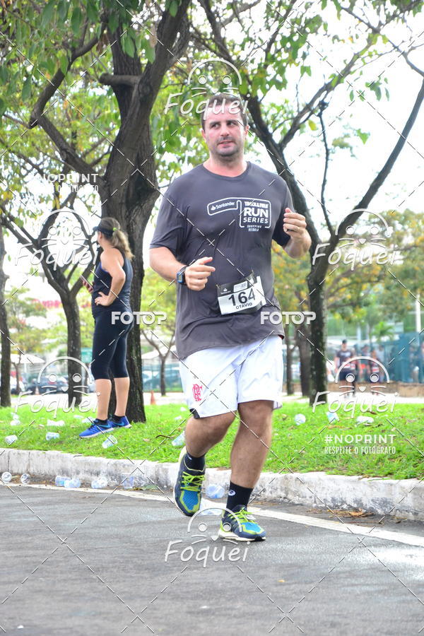Buy your photos of the eventSantander Track&Field  Run Series - Shopping Vitria on Fotop