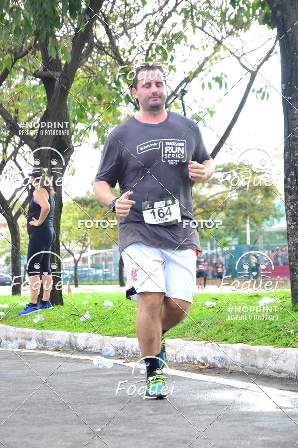 Buy your photos of the eventSantander Track&Field  Run Series - Shopping Vitria on Fotop