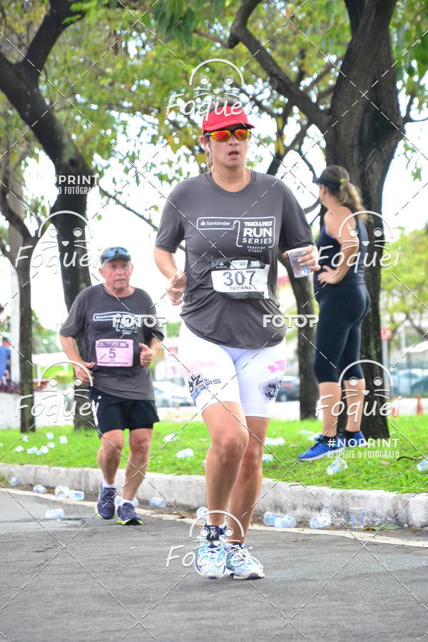 Buy your photos of the eventSantander Track&Field  Run Series - Shopping Vitria on Fotop