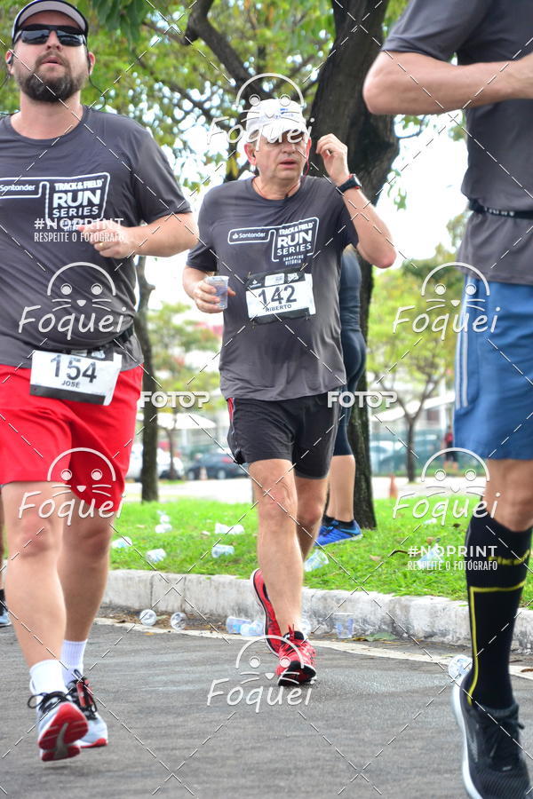 Buy your photos of the eventSantander Track&Field  Run Series - Shopping Vitria on Fotop