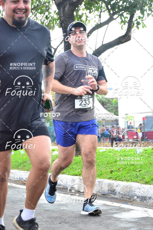 Buy your photos of the eventSantander Track&Field  Run Series - Shopping Vitria on Fotop