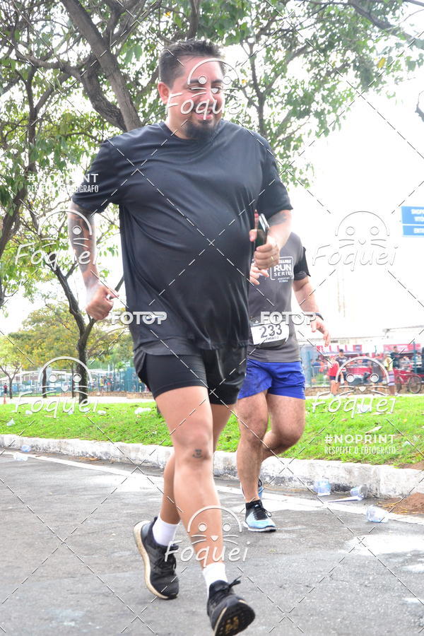 Buy your photos of the eventSantander Track&Field  Run Series - Shopping Vitria on Fotop