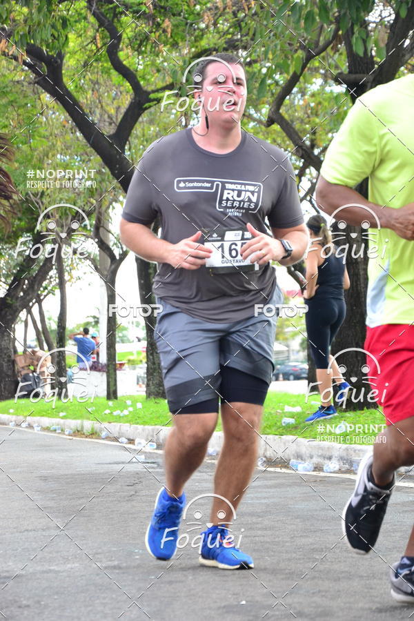 Buy your photos of the eventSantander Track&Field  Run Series - Shopping Vitria on Fotop