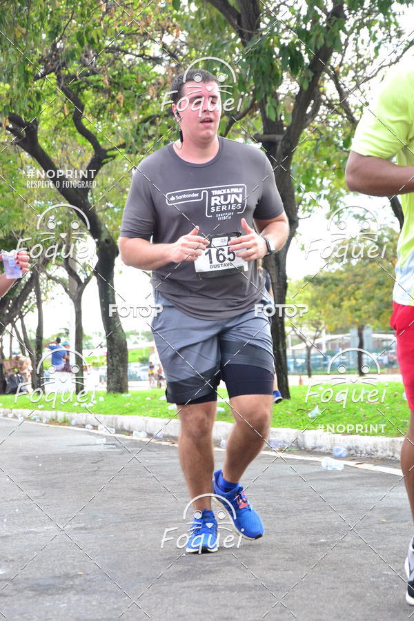 Buy your photos of the eventSantander Track&Field  Run Series - Shopping Vitria on Fotop