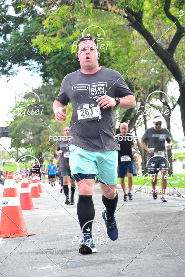 Buy your photos of the eventSantander Track&Field  Run Series - Shopping Vitria on Fotop