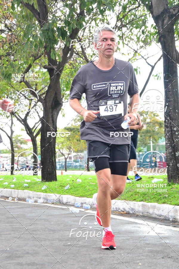 Buy your photos of the eventSantander Track&Field  Run Series - Shopping Vitria on Fotop