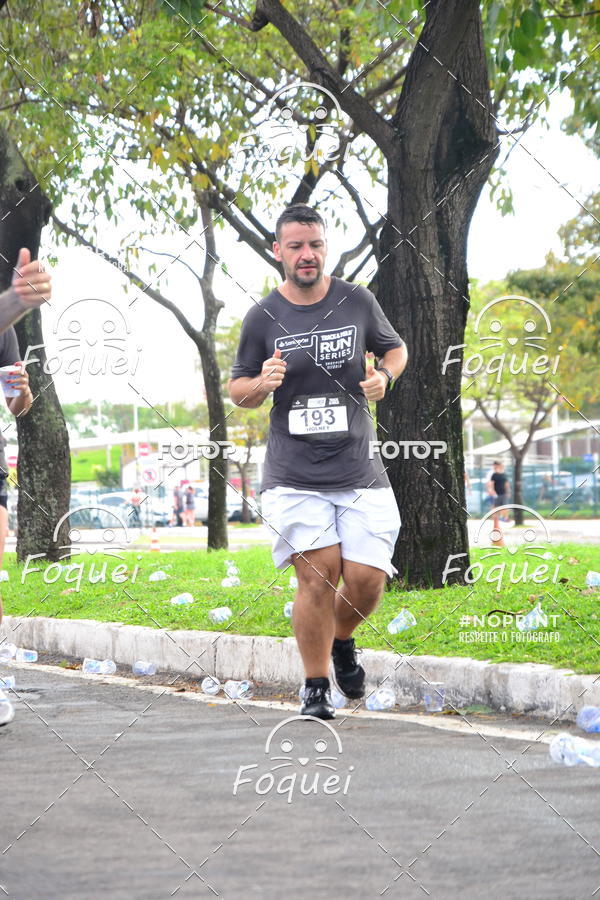 Buy your photos of the eventSantander Track&Field  Run Series - Shopping Vitria on Fotop