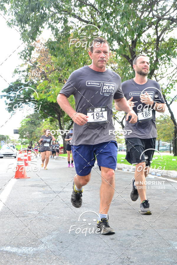 Buy your photos of the eventSantander Track&Field  Run Series - Shopping Vitria on Fotop