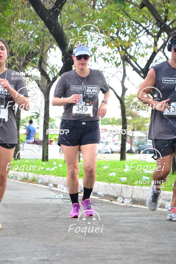 Buy your photos of the eventSantander Track&Field  Run Series - Shopping Vitria on Fotop