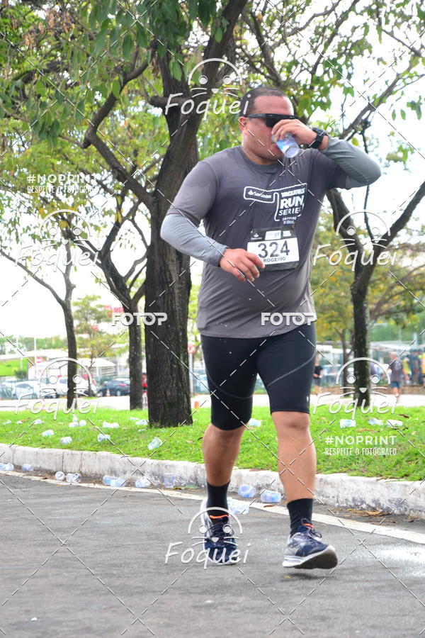 Buy your photos of the eventSantander Track&Field  Run Series - Shopping Vitria on Fotop