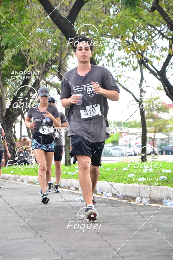 Buy your photos of the eventSantander Track&Field  Run Series - Shopping Vitria on Fotop
