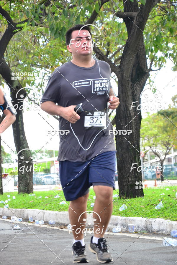 Buy your photos of the eventSantander Track&Field  Run Series - Shopping Vitria on Fotop