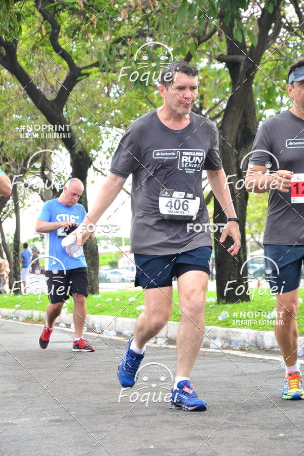 Buy your photos of the eventSantander Track&Field  Run Series - Shopping Vitria on Fotop