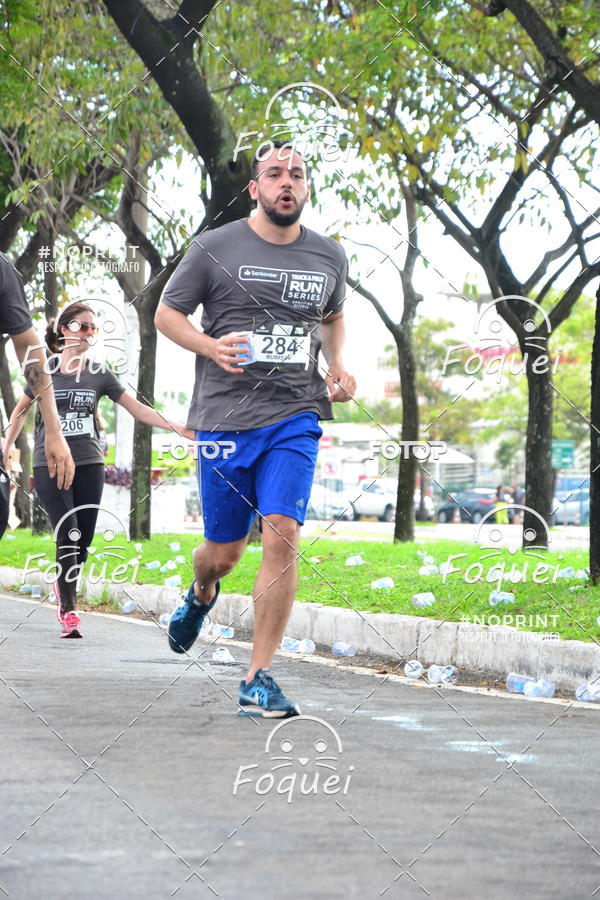 Buy your photos of the eventSantander Track&Field  Run Series - Shopping Vitria on Fotop