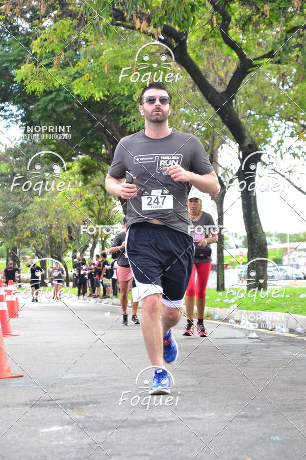 Buy your photos of the eventSantander Track&Field  Run Series - Shopping Vitria on Fotop