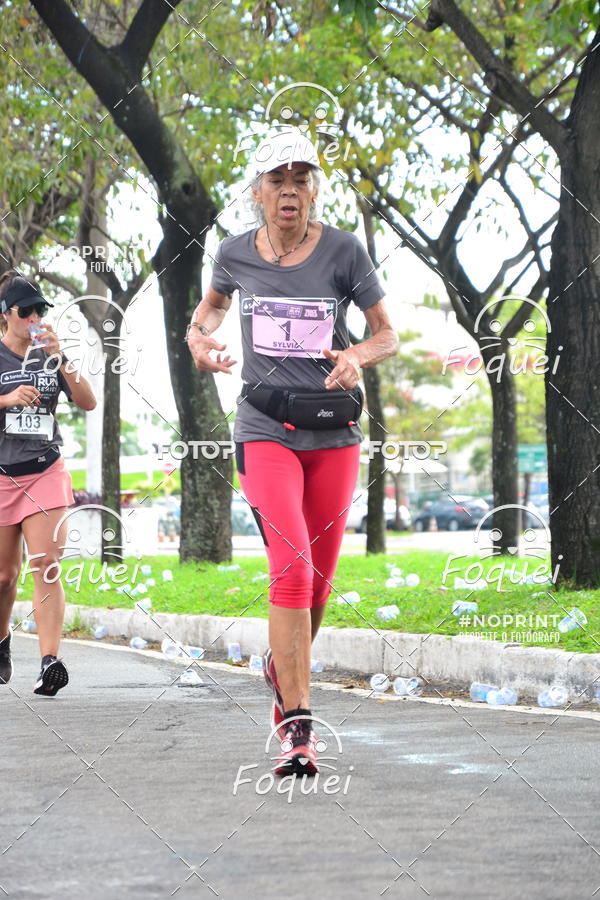 Buy your photos of the eventSantander Track&Field  Run Series - Shopping Vitria on Fotop