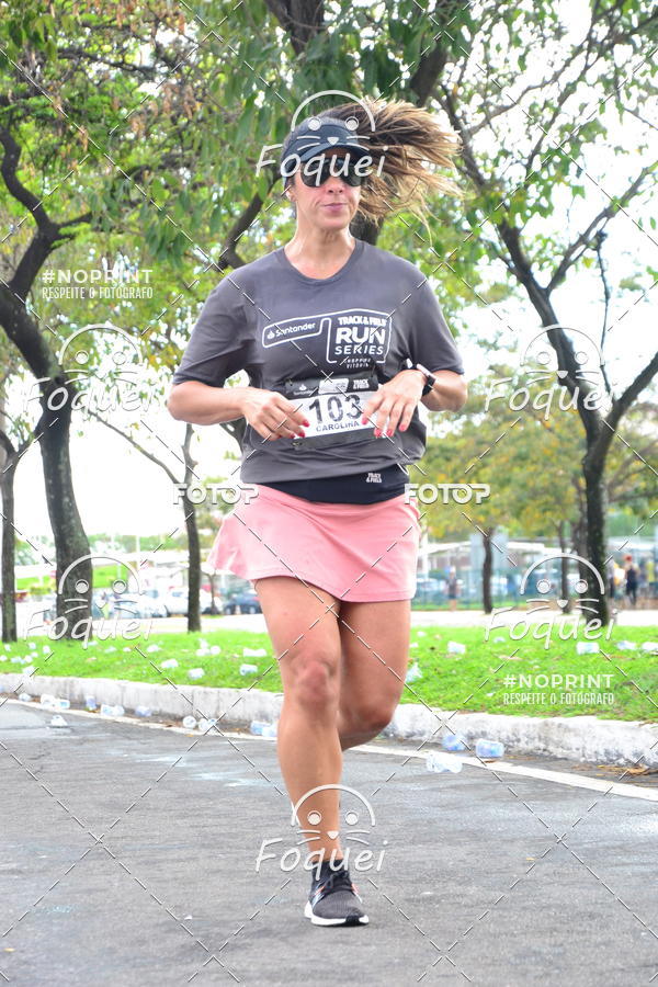 Buy your photos of the eventSantander Track&Field  Run Series - Shopping Vitria on Fotop
