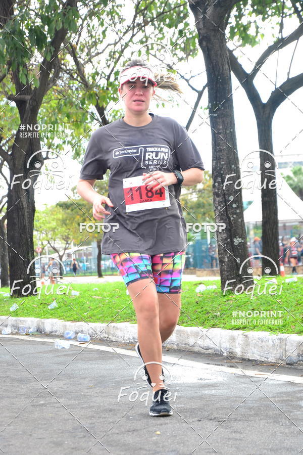 Buy your photos of the eventSantander Track&Field  Run Series - Shopping Vitria on Fotop