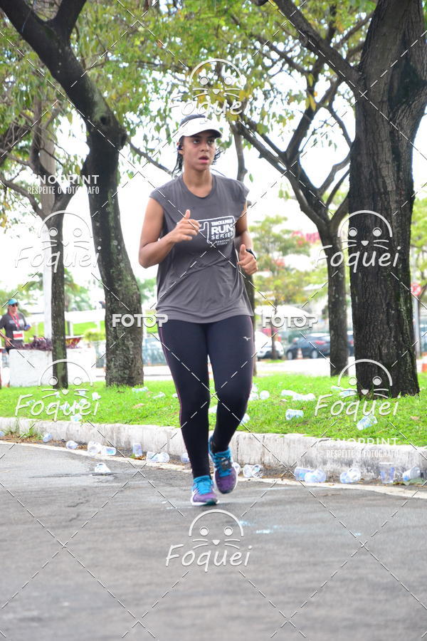 Buy your photos of the eventSantander Track&Field  Run Series - Shopping Vitria on Fotop