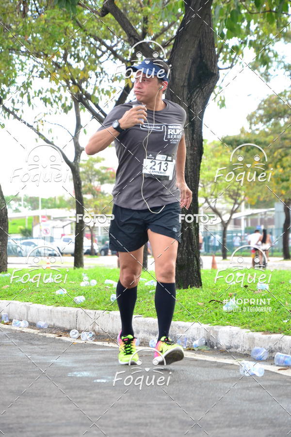 Buy your photos of the eventSantander Track&Field  Run Series - Shopping Vitria on Fotop