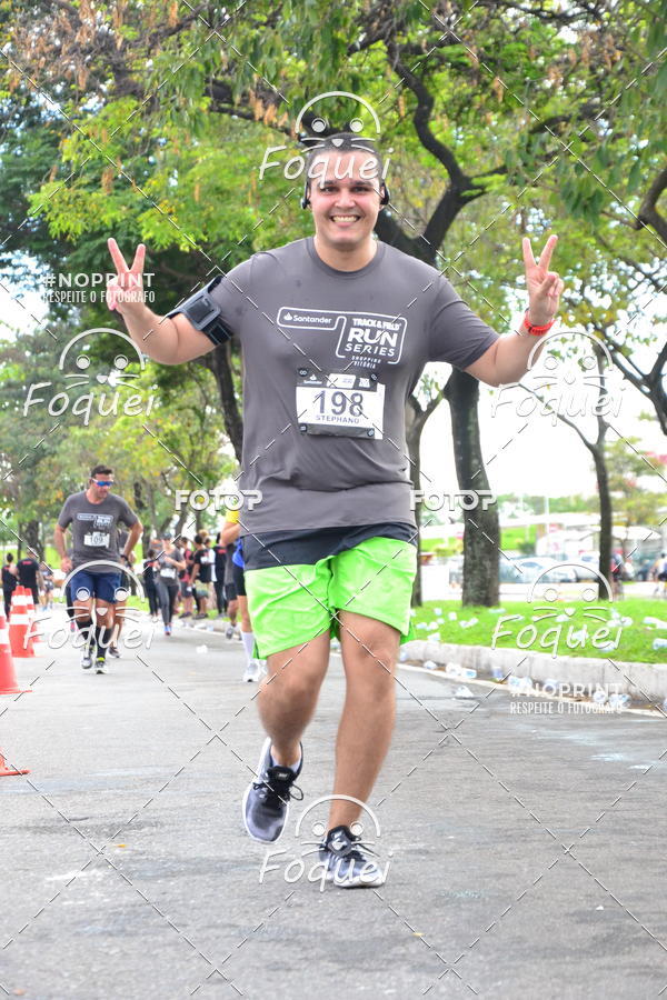 Buy your photos of the eventSantander Track&Field  Run Series - Shopping Vitria on Fotop