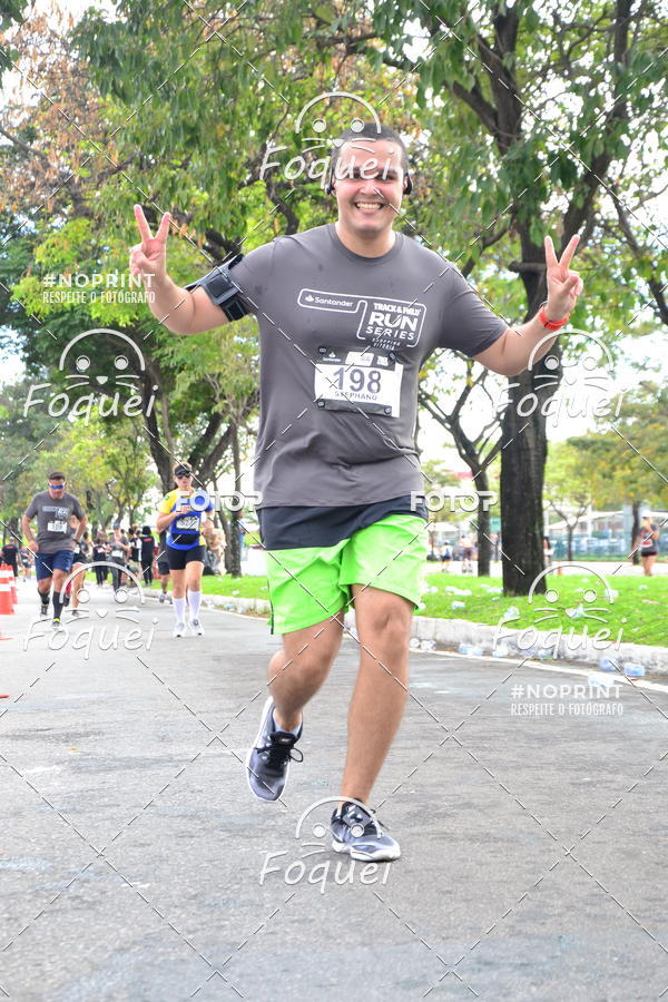 Buy your photos of the eventSantander Track&Field  Run Series - Shopping Vitria on Fotop