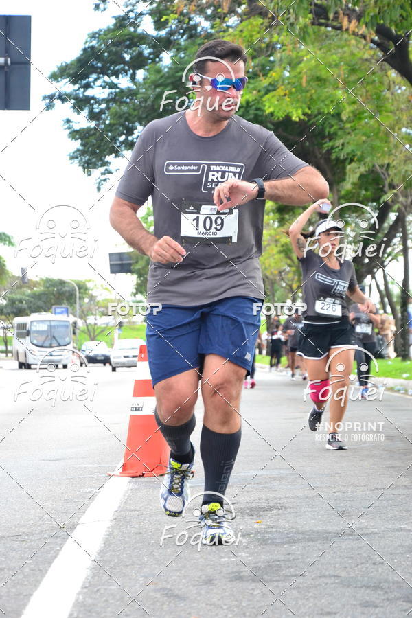 Buy your photos of the eventSantander Track&Field  Run Series - Shopping Vitria on Fotop