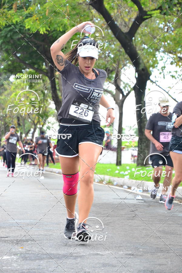 Buy your photos of the eventSantander Track&Field  Run Series - Shopping Vitria on Fotop