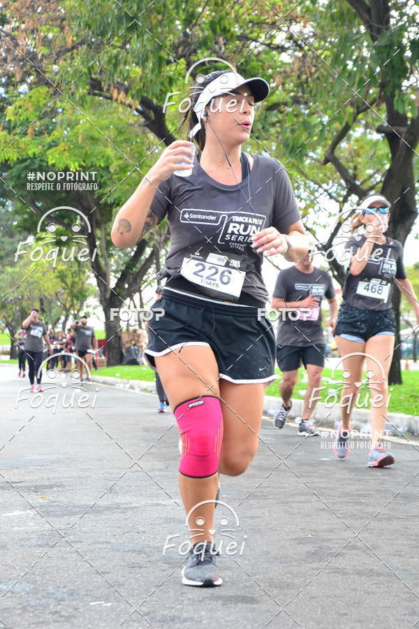Buy your photos of the eventSantander Track&Field  Run Series - Shopping Vitria on Fotop