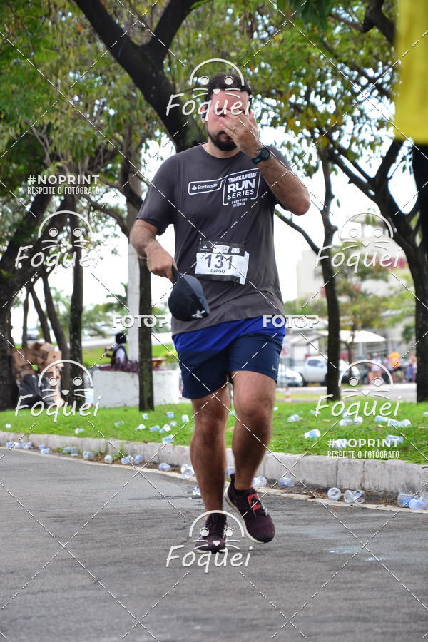 Buy your photos of the eventSantander Track&Field  Run Series - Shopping Vitria on Fotop