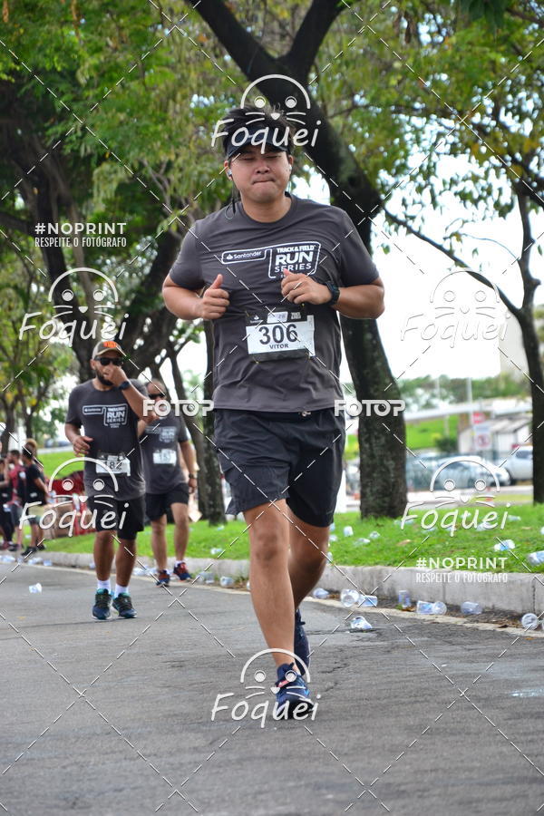 Buy your photos of the eventSantander Track&Field  Run Series - Shopping Vitria on Fotop