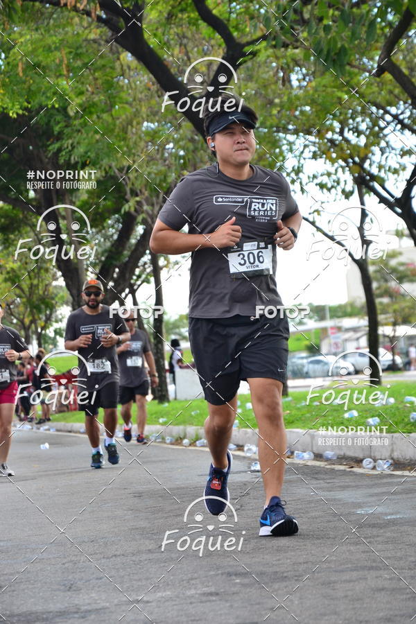 Buy your photos of the eventSantander Track&Field  Run Series - Shopping Vitria on Fotop