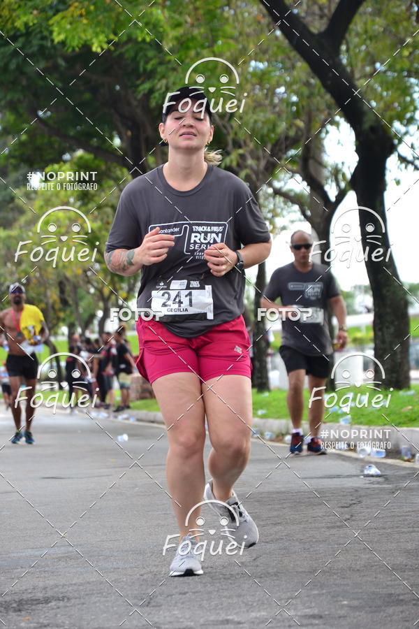 Buy your photos of the eventSantander Track&Field  Run Series - Shopping Vitria on Fotop