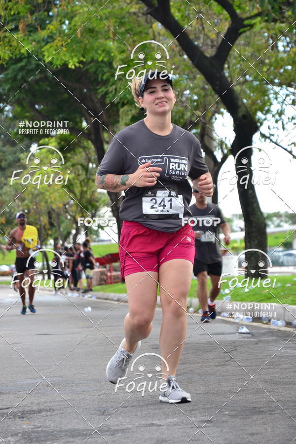 Buy your photos of the eventSantander Track&Field  Run Series - Shopping Vitria on Fotop