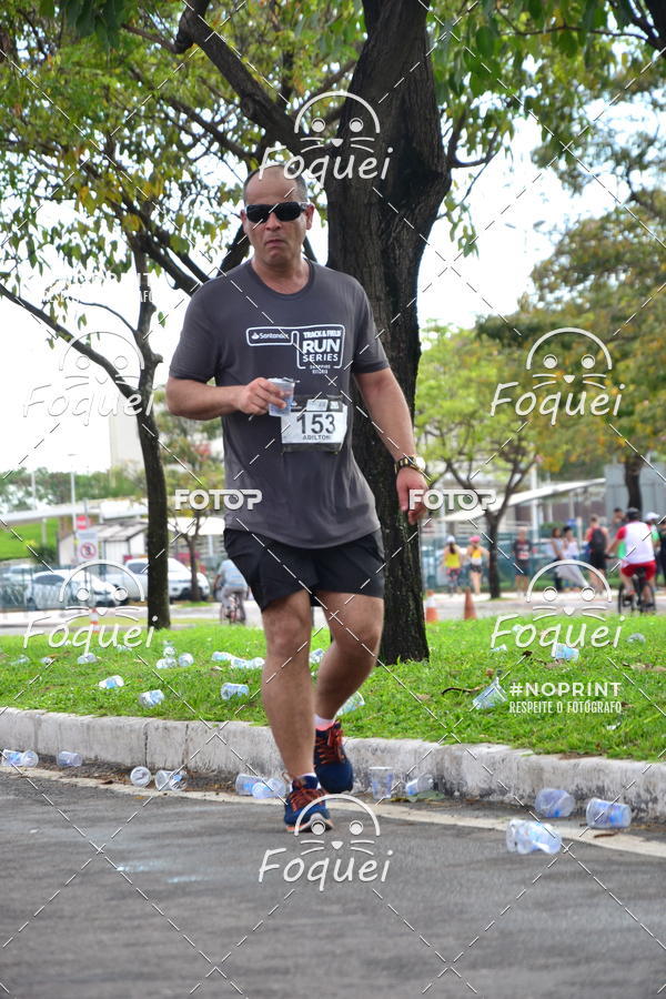 Buy your photos of the eventSantander Track&Field  Run Series - Shopping Vitria on Fotop