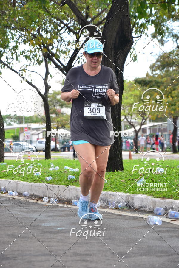 Buy your photos of the eventSantander Track&Field  Run Series - Shopping Vitria on Fotop