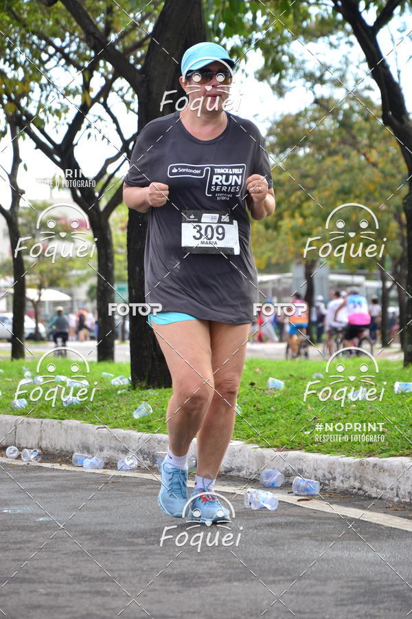 Buy your photos of the eventSantander Track&Field  Run Series - Shopping Vitria on Fotop