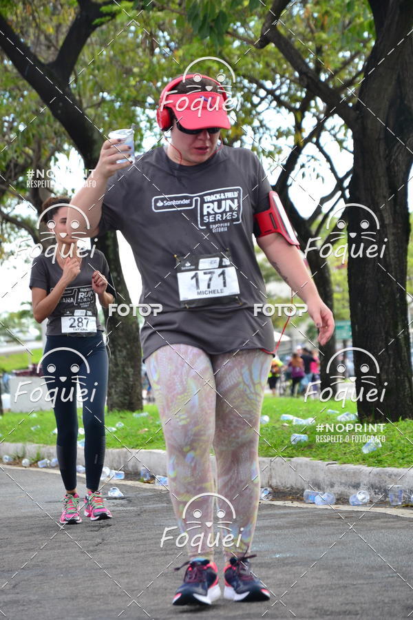 Buy your photos of the eventSantander Track&Field  Run Series - Shopping Vitria on Fotop