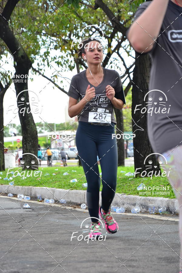 Buy your photos of the eventSantander Track&Field  Run Series - Shopping Vitria on Fotop